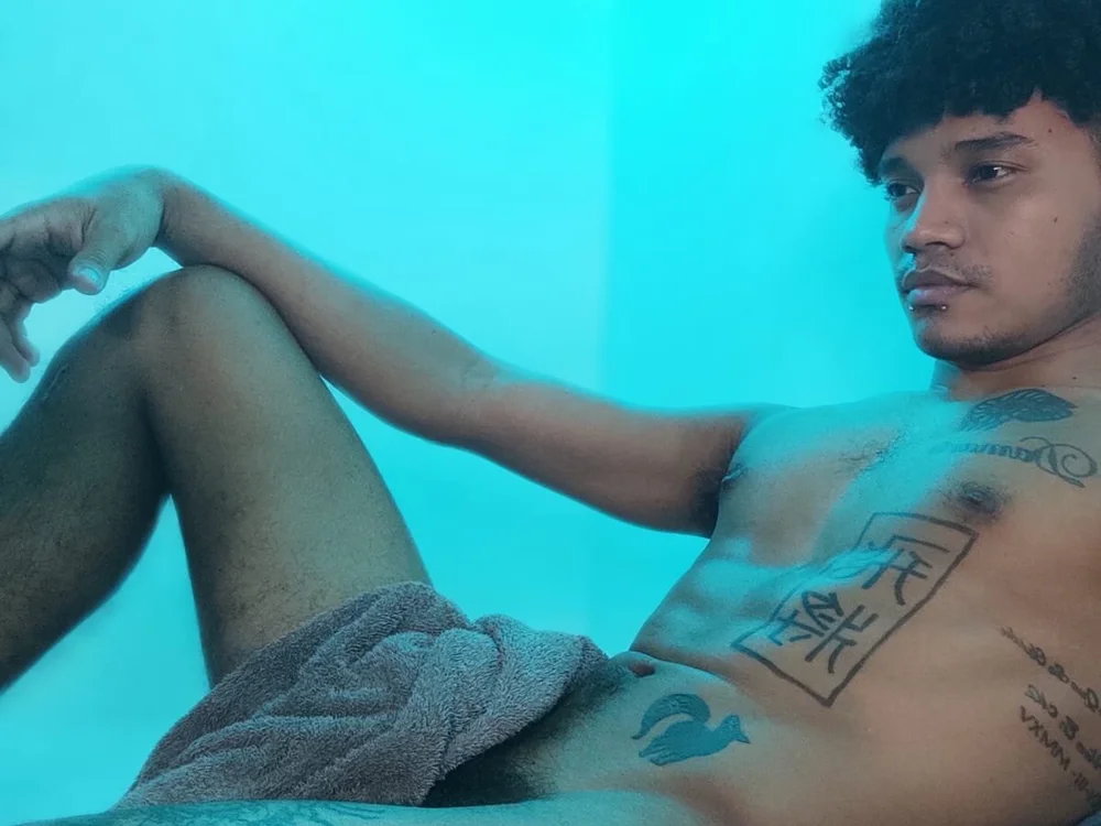 Brett_Black_ cam model