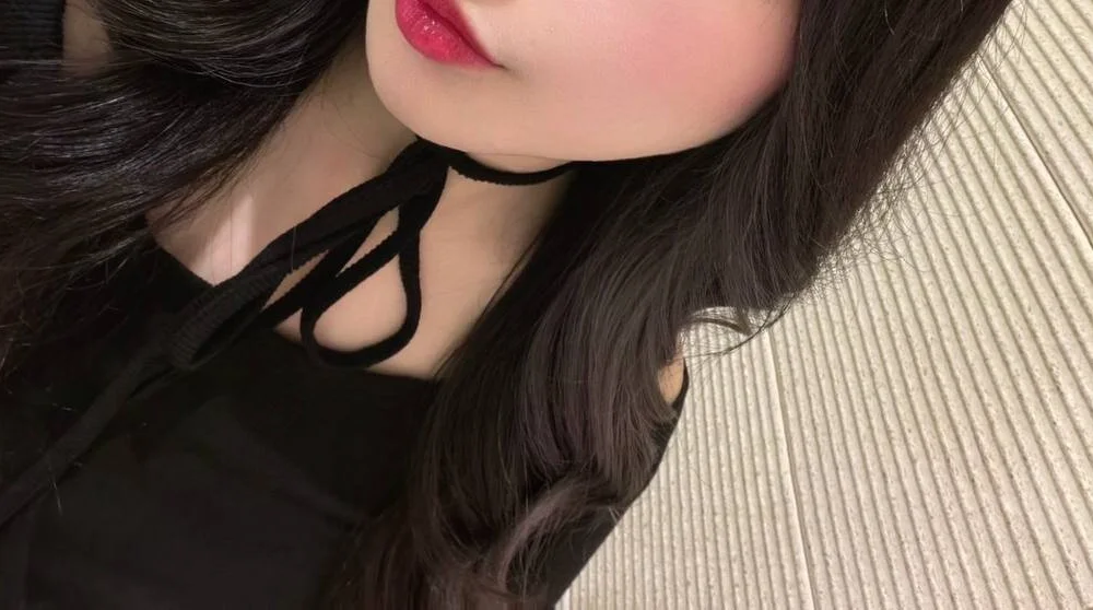 Azumi_32's Offline Chat Room