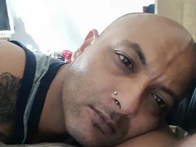 Daretodeviate profile