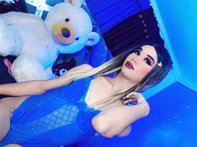 HeidiKlum25 - Trans 