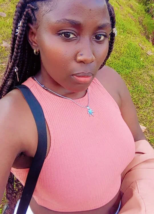 Hazel2545's Offline XXX Chat