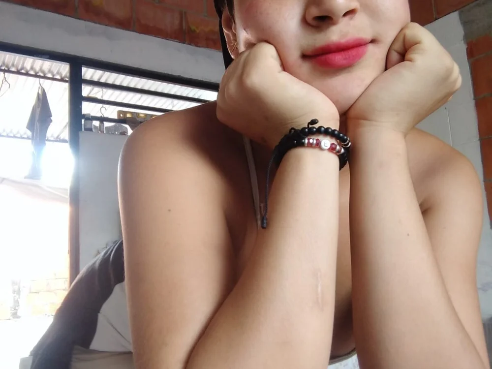 Salome_Sweety offline chatrum