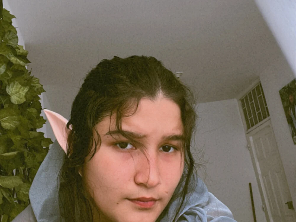 velvet_rosee_: офлайн-секс-чат