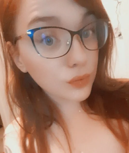 camii_69's Offline Chat Room