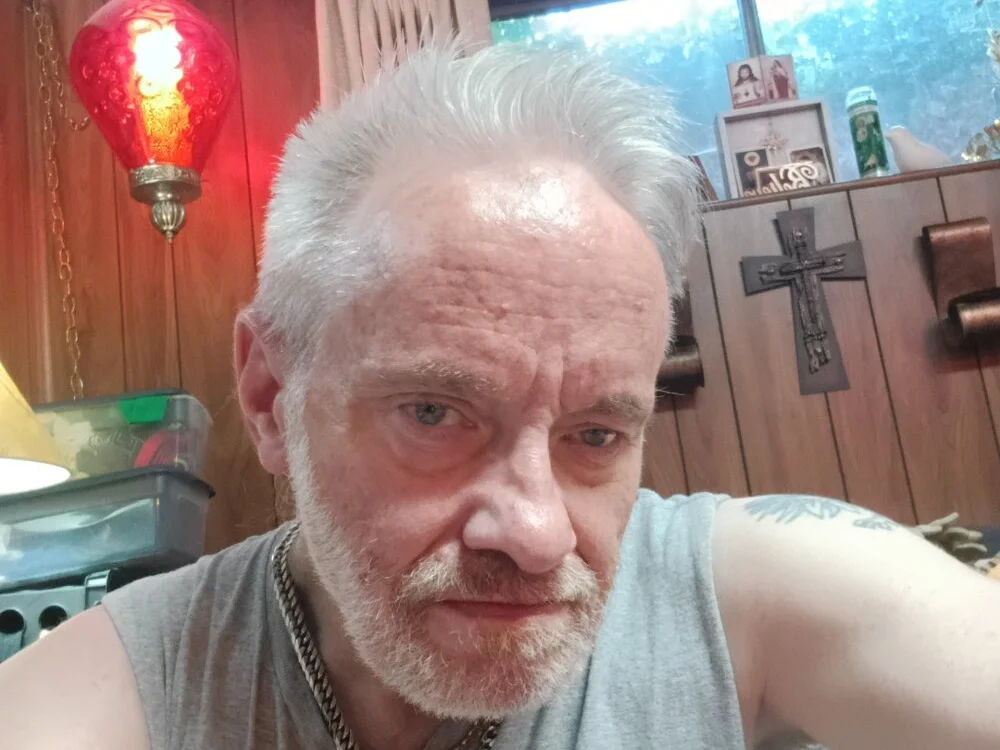 Makowboy Offline XXX-chat