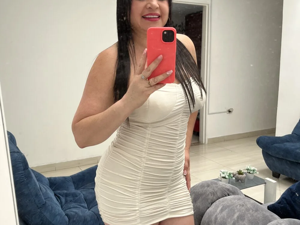 candy69- Live XXX Chat