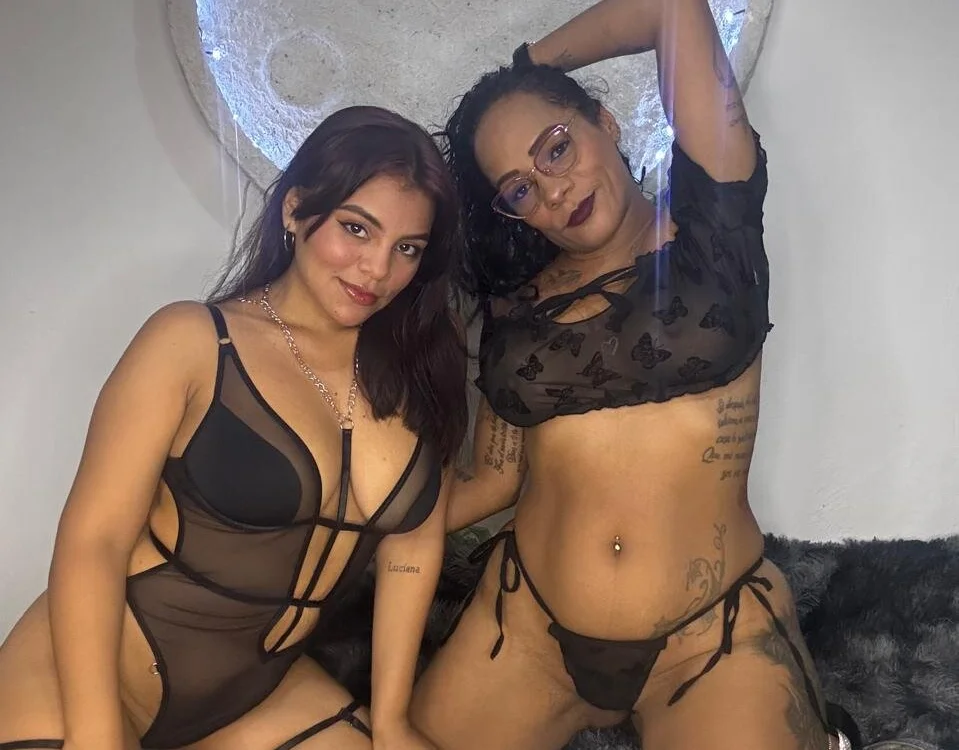 perverse_milf_x1's Offline XXX Chat