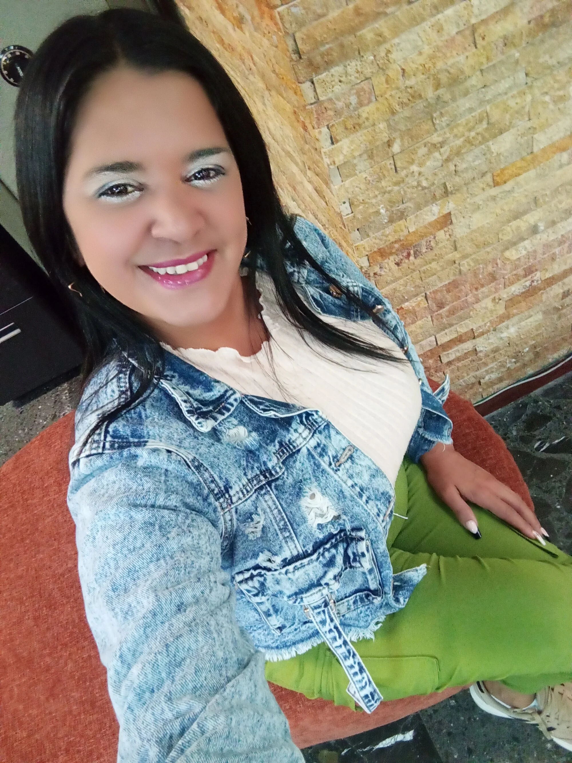 sheyla_beautiful cover photo