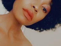 XXX chat uživo modela leoass