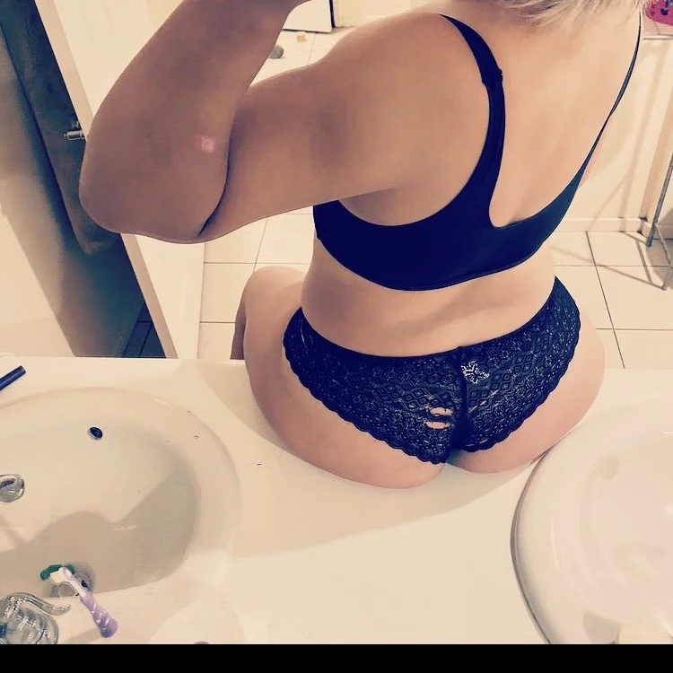 nalgona666's Offline XXX Chat