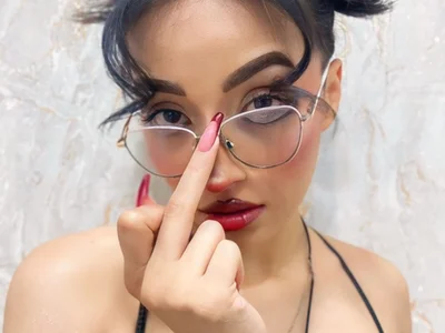 LunaiXMoon_ - Girl 