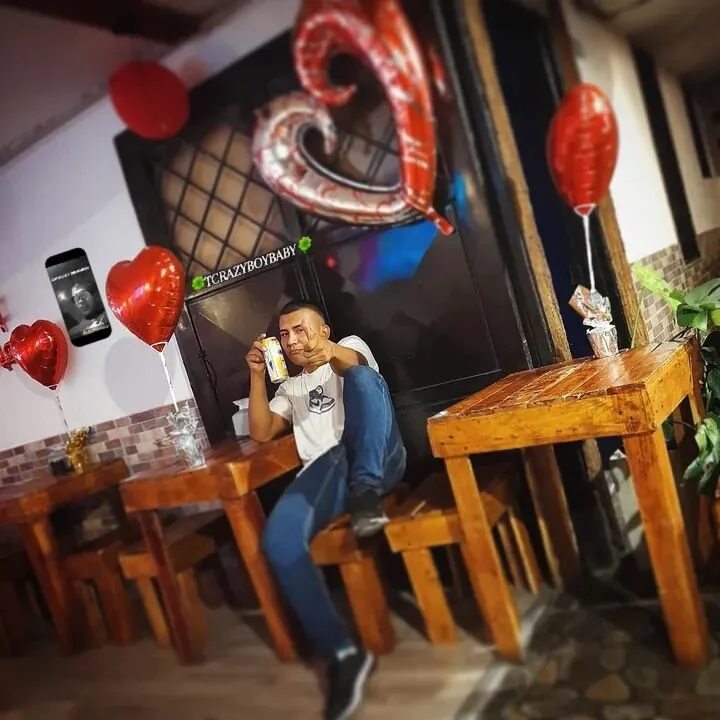 candentexxx's Offline XXX Chat