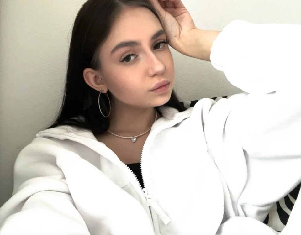 Fit_Alice Chat XXX offline