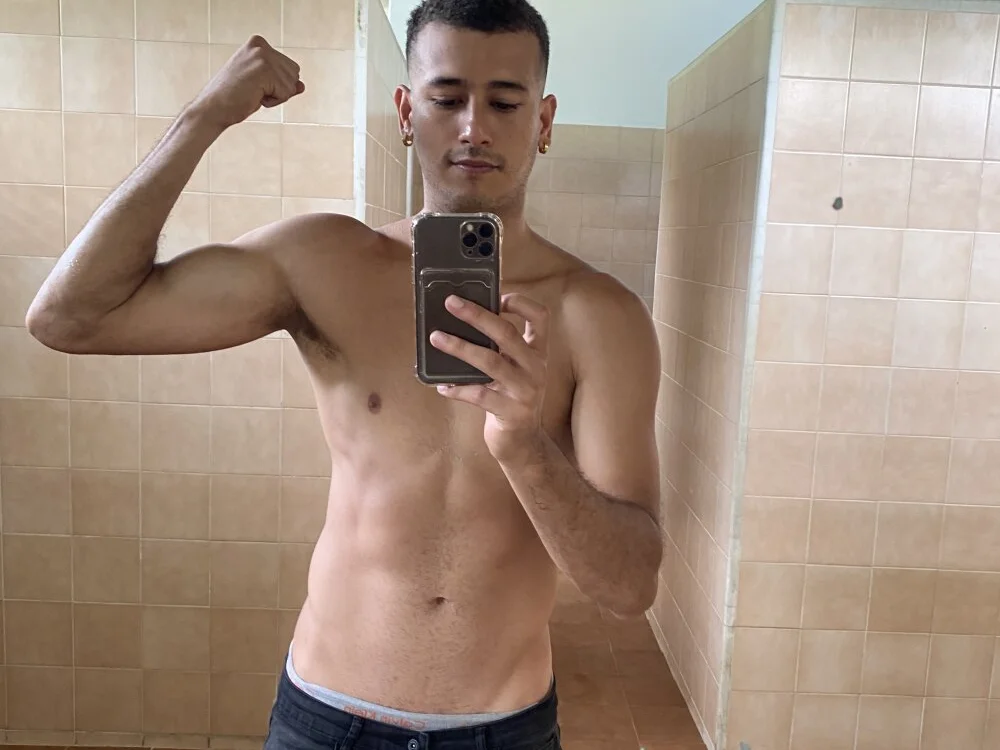 دردشة talktome4 الجنسية دون اتصال