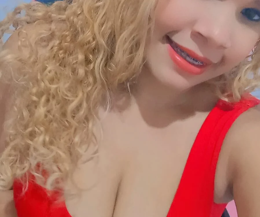 catirita_hot's Offline Chat Room