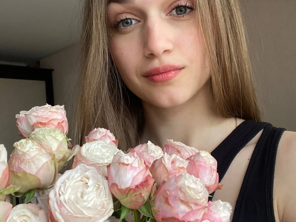 JuliannaLeiding's Offline XXX Chat