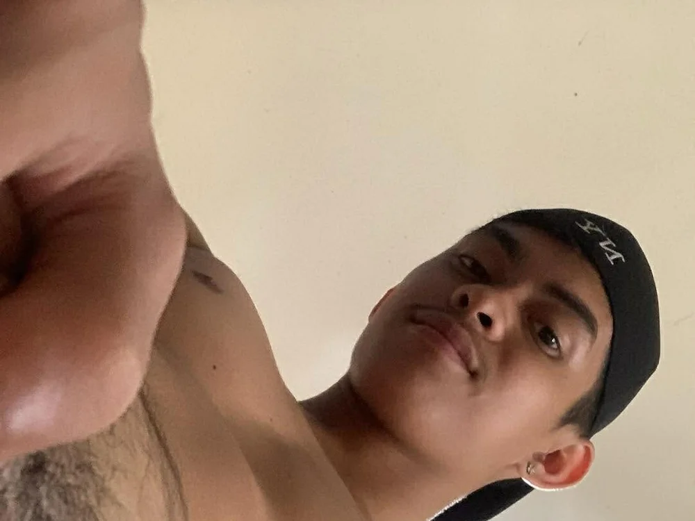 yourhotasian_jhonpol16 Obrolan XXX Offline