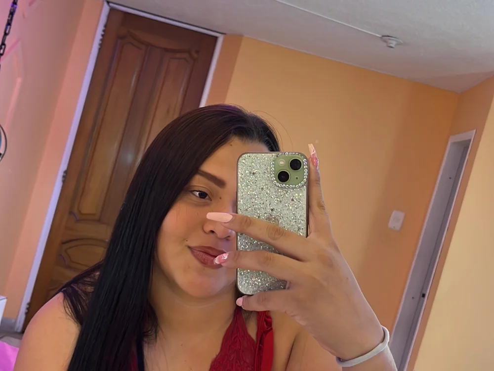 pamela_hornny_RosiのオフラインXXXチャット