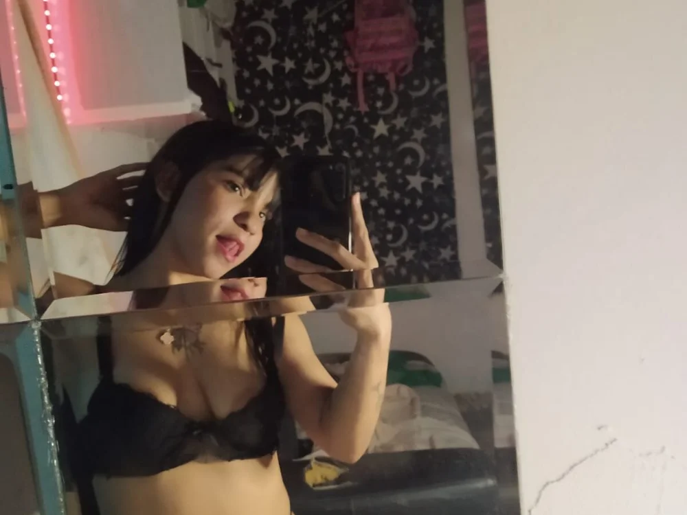 Milugyrl01's Offline Chat Room