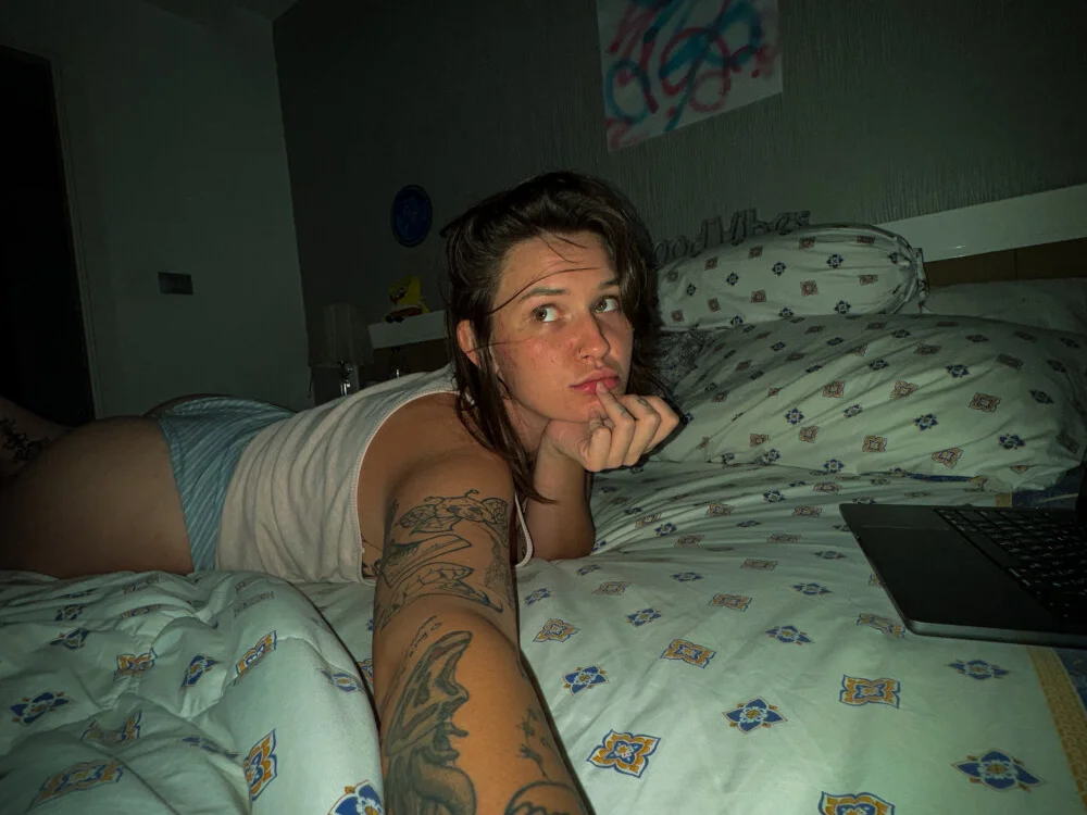 MakeBabyCum offline XXX-chat