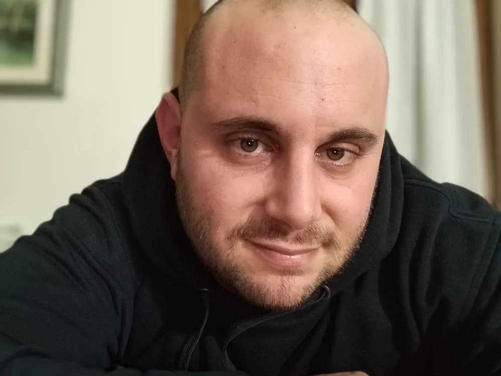 cris89_real's Offline Chat Room