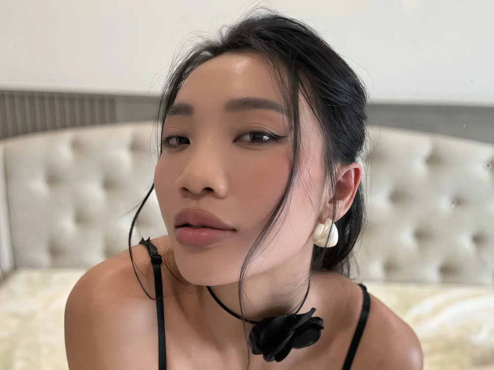 LonelyMillionaire 離線 XXX 聊天