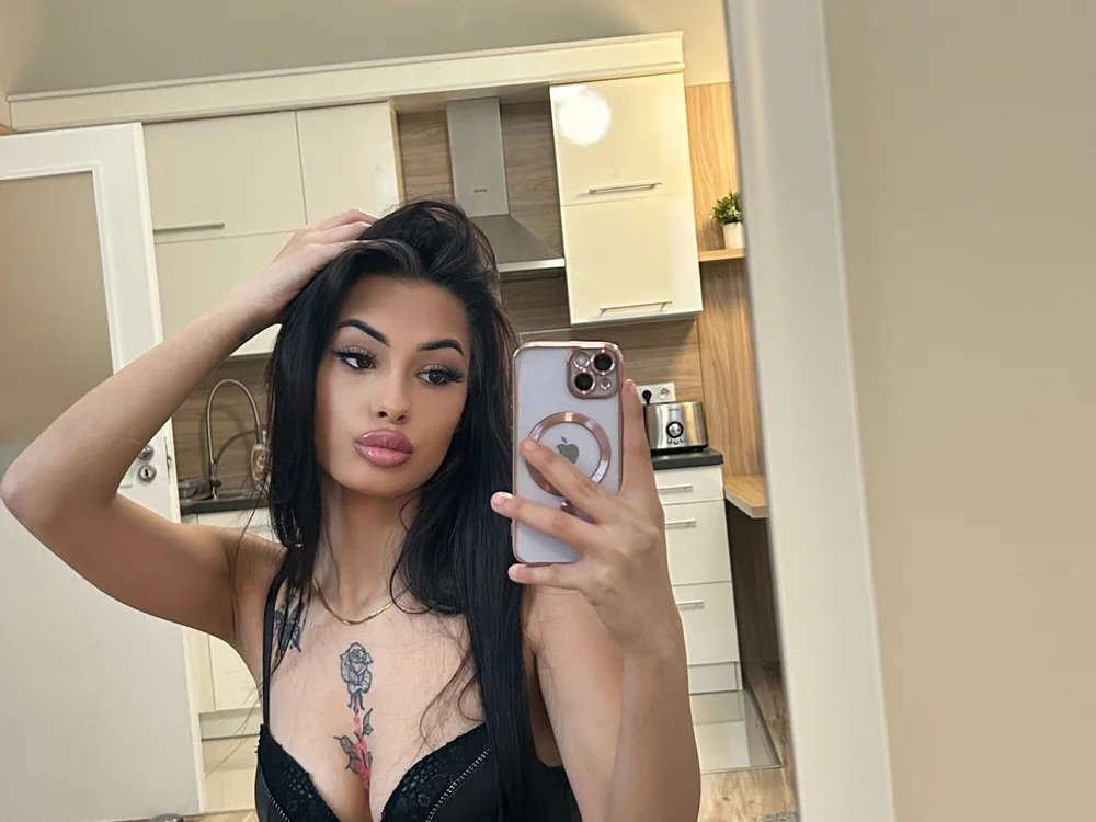 Abbey_Bella's most recent online preview