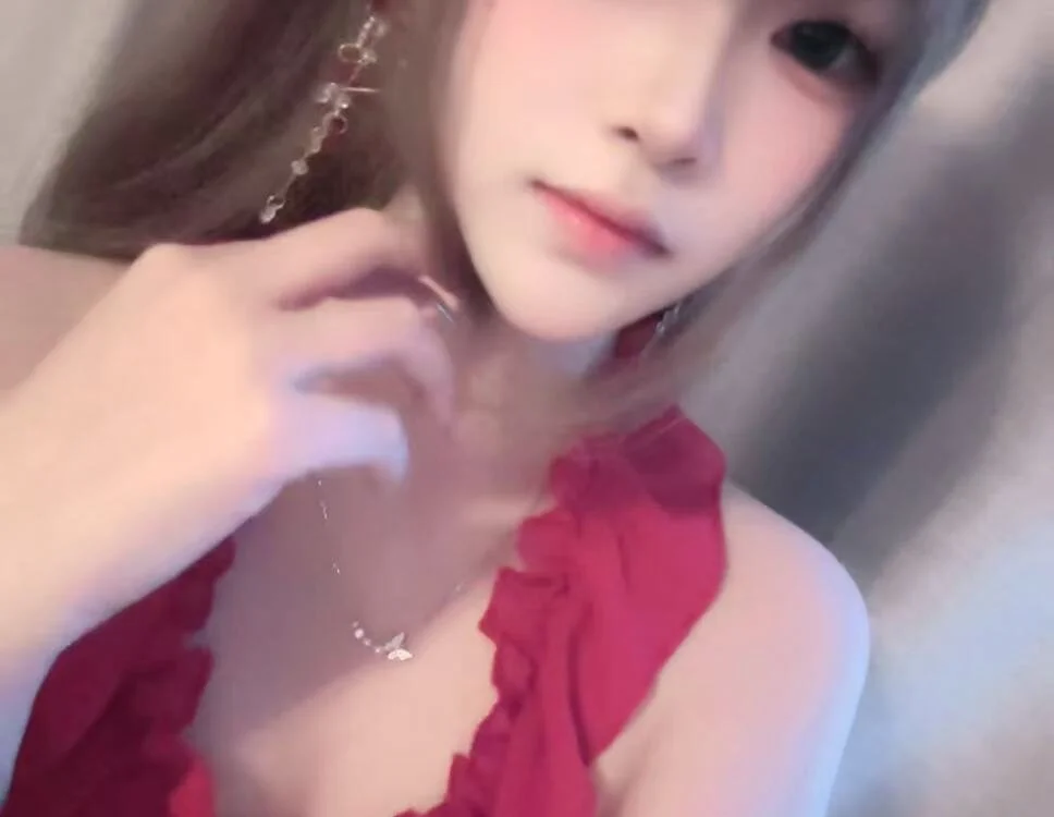 Monica-06 離線 XXX 聊天