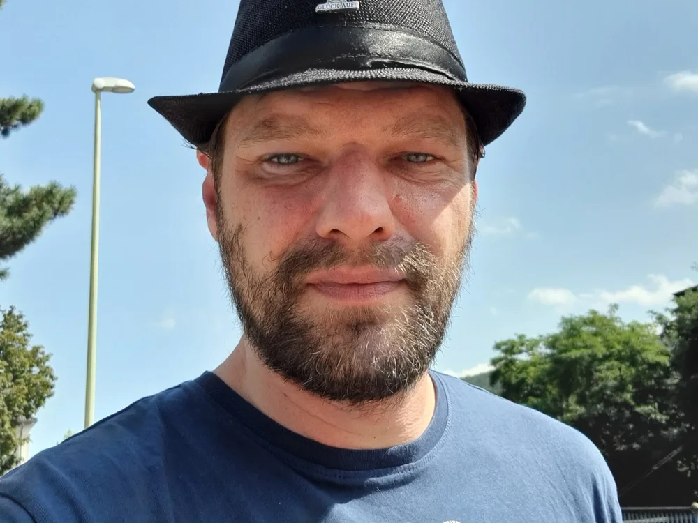 BindingParty1's Offline XXX Chat