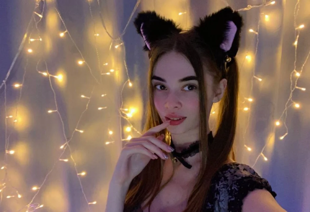 DianaSelth's Offline Chat Room