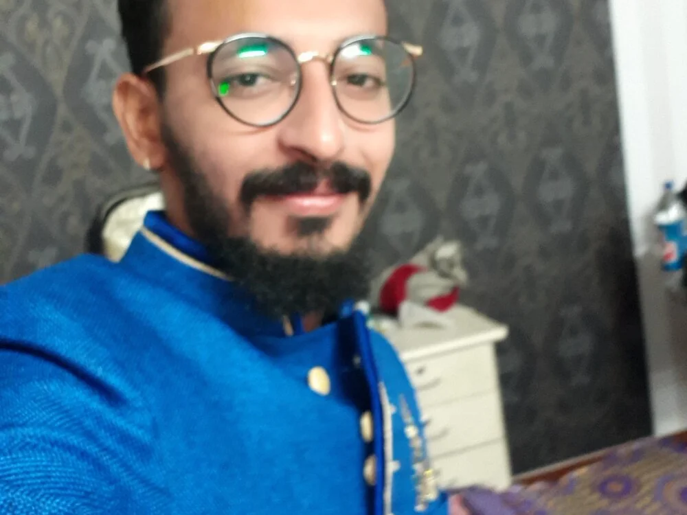 bigdickKrunal's Offline XXX Chat