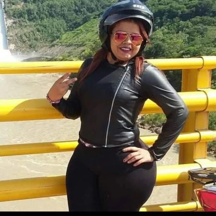 melisa_laperris offline chatrum
