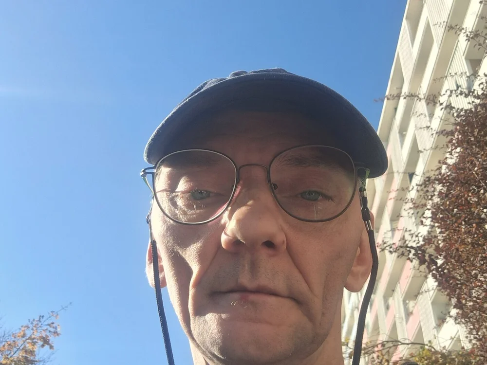 Irekp1976 offline chatrum