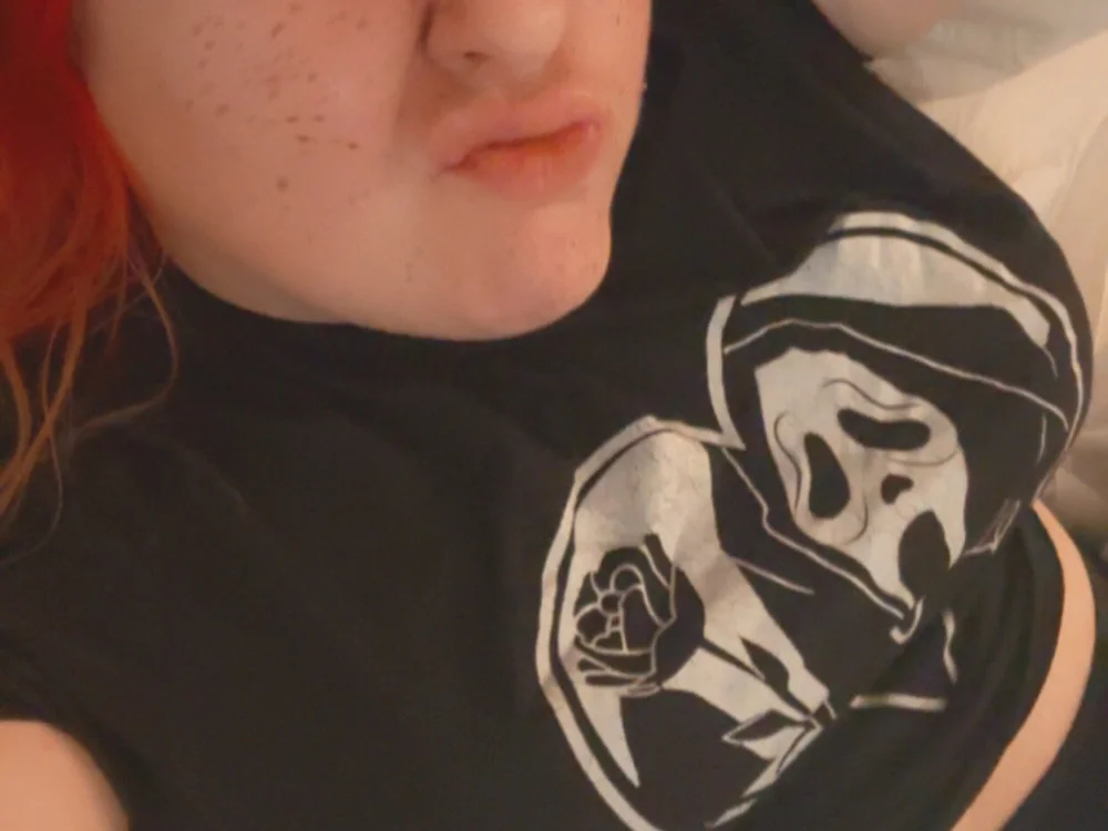 Submissivevampire's Offline Chat Room