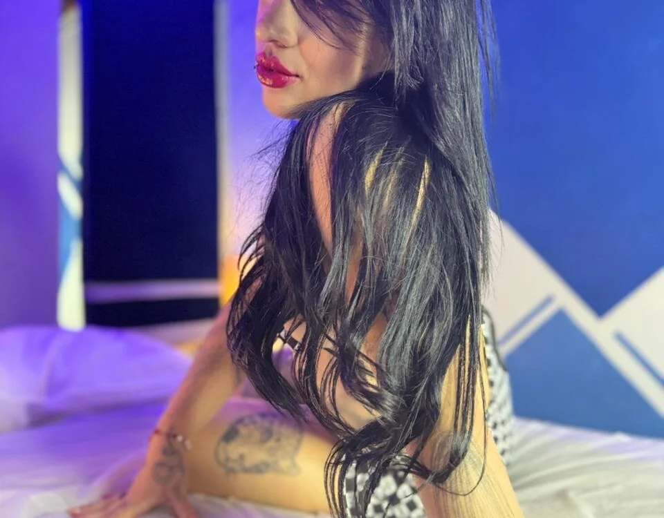 NicolleSkye's Offline XXX Chat