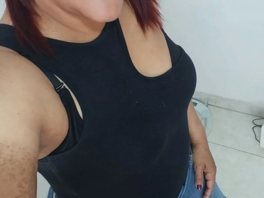 Offline XXX chat modela lunabrillante1972_