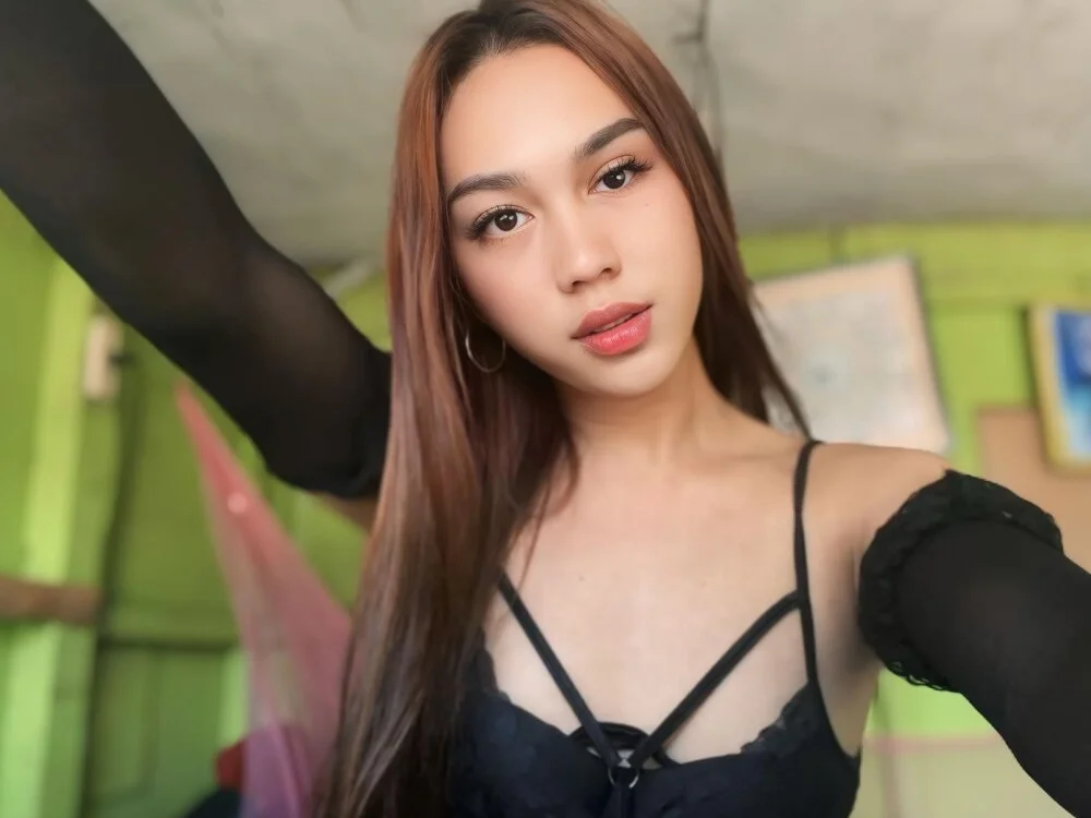 Offline XXX chat modela FyangFoxx