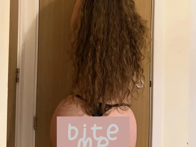 Luxehoney - Girl 