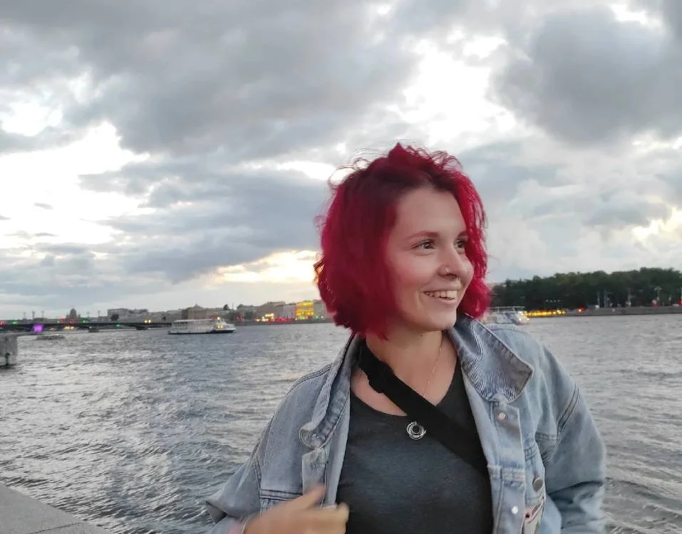 AdaleePalmeer Offline Chatraum