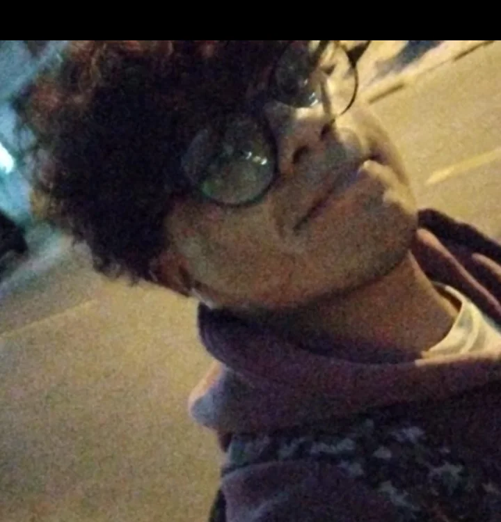 yolo56512's Offline Chat Room