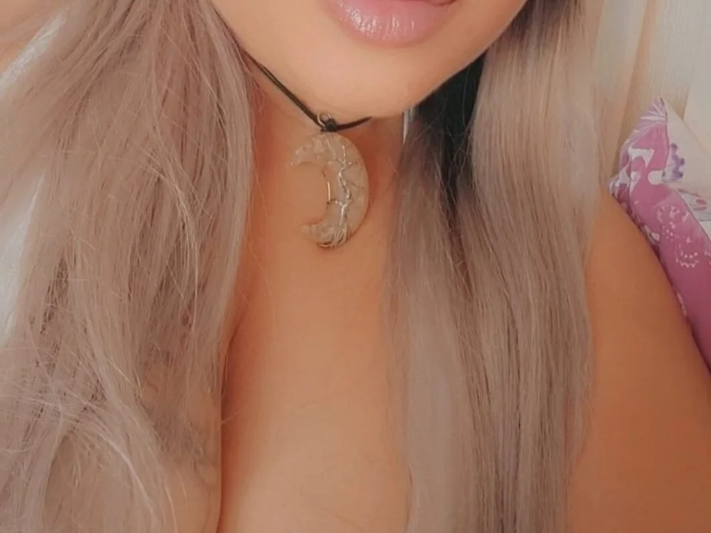 Chat +18 off-line de Delish_Lilith