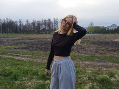 SharriLeisey - Girl 