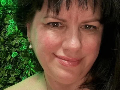 expensive_lady profile