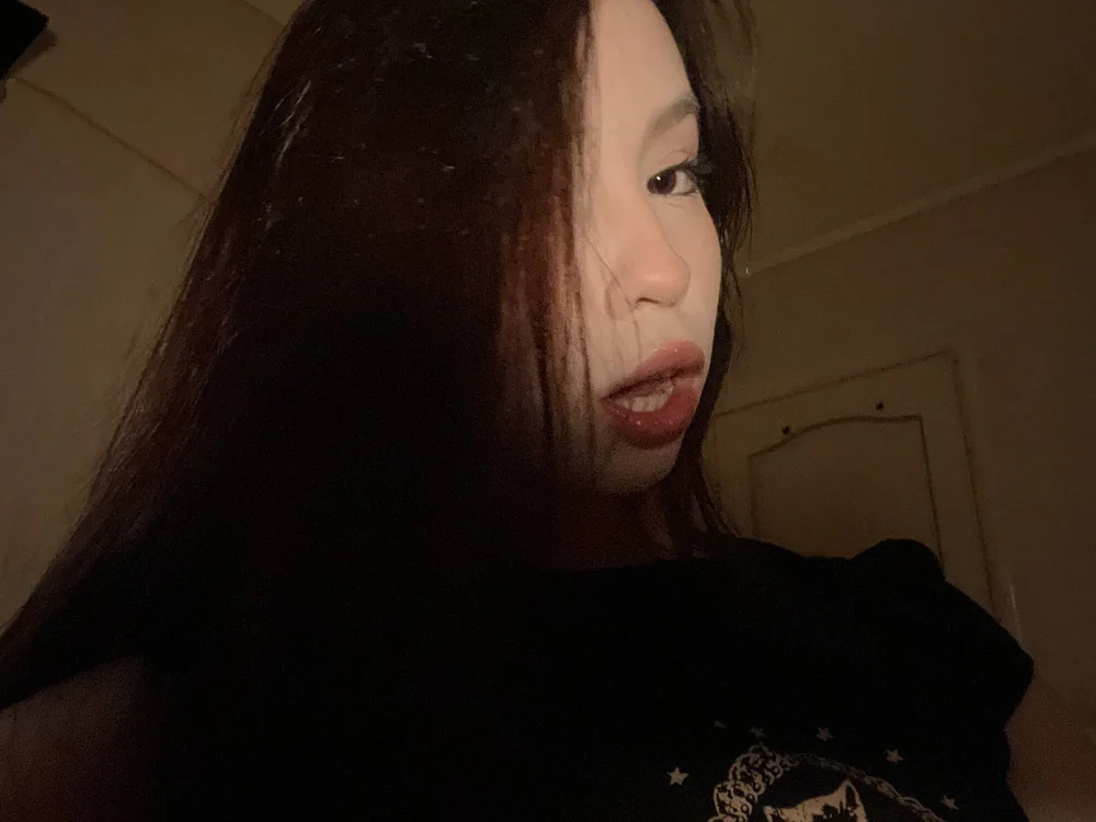 Emillycutemuur_ offline chatrum