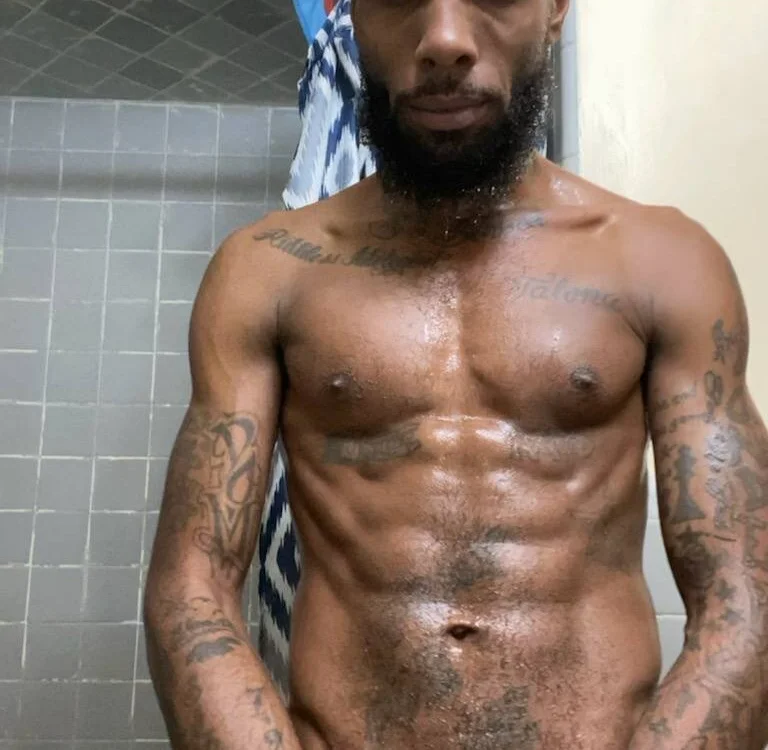 Riq2Freaky's Offline XXX Chat