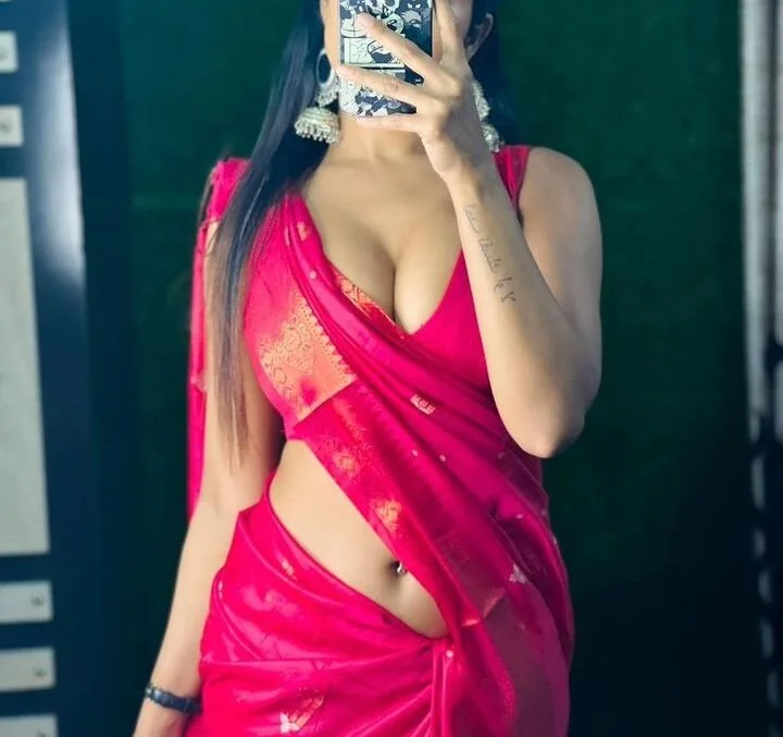 Sexy_Madhurii's Offline XXX Chat