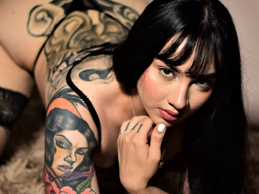 natasha_morris_'s Offline XXX Chat