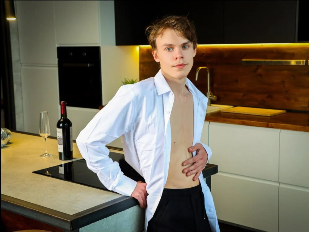 Brad_Myles Chat XXX Ngoại tuyến