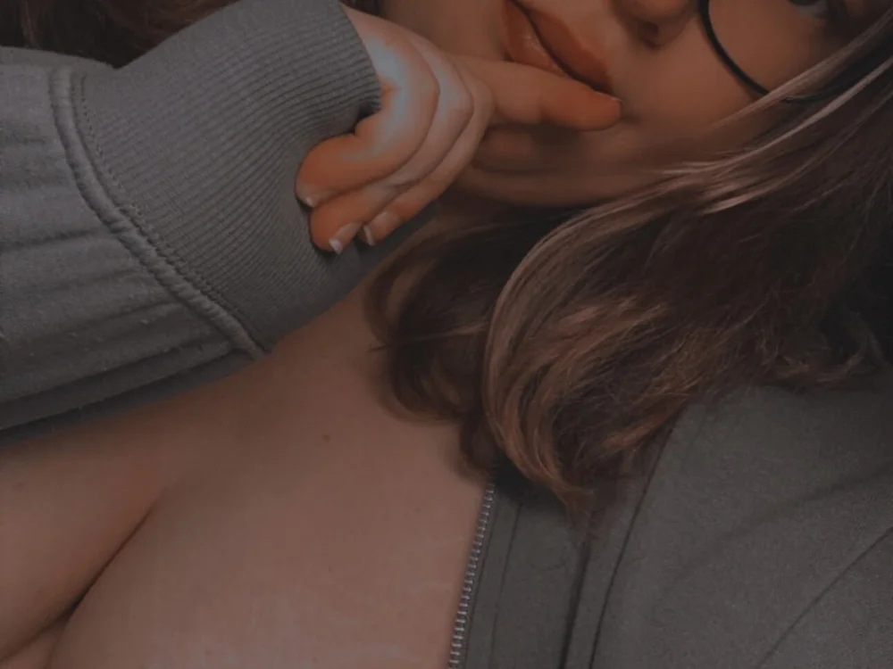 carolinchen0's Offline XXX Chat