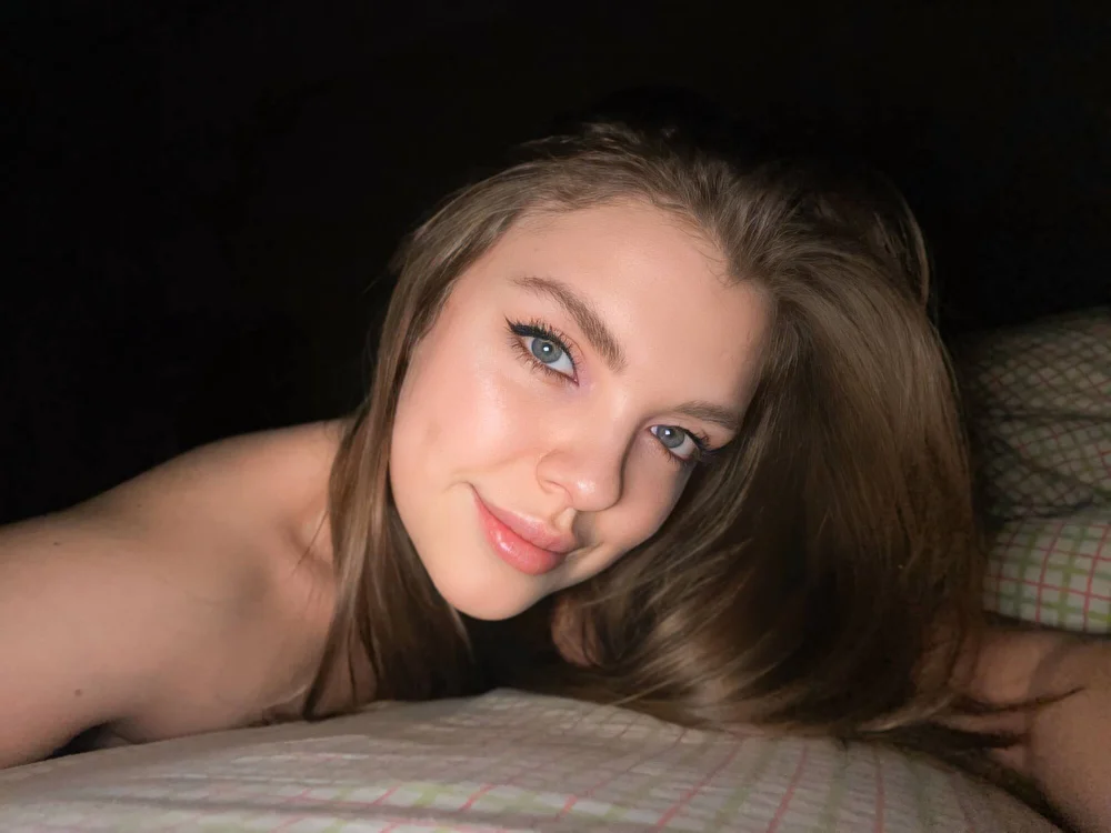 MolyLips' Offline Chat Room